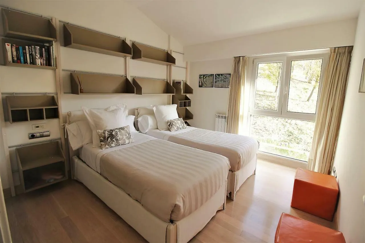 Bonita Villa Pareada Con Piscina Privada San Sebastián İspanya